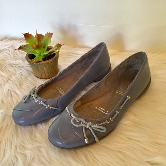 Rockport Shoes - Rockport Blue Leather Flats, 8, NWOT